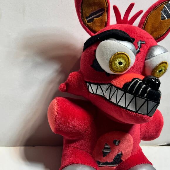 Funko Five Nights at Freddy’s Nightmare Foxy Plush 2016 FNAF 8” Read Tag Damage - Picture 6 of 9